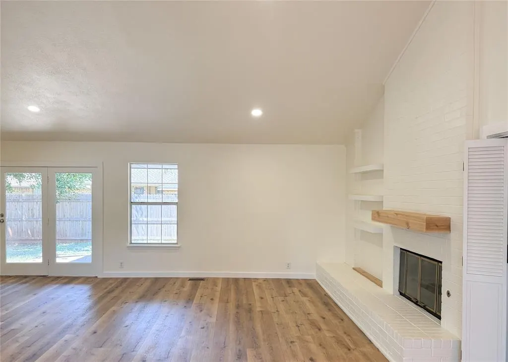 Photo 9 — 117 N Grand Fork Drive, Edmond, OK 73003