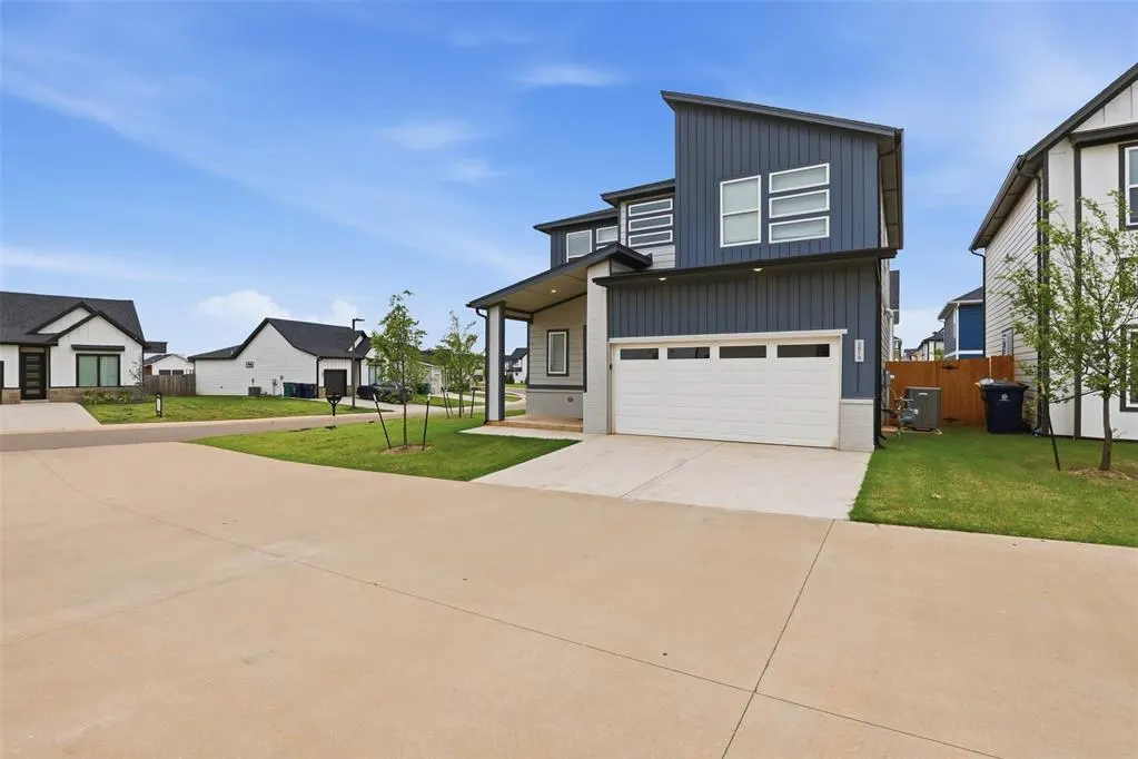 Photo 4 — 2616 Crescent Avenue, Oklahoma City, OK 73120