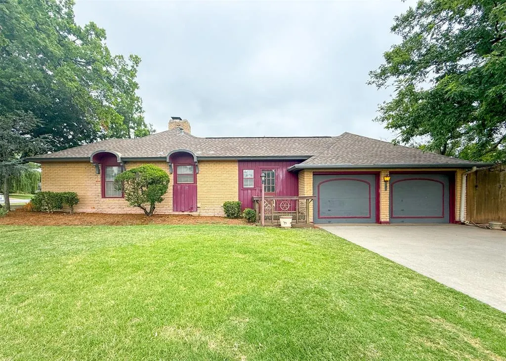 Photo 4 — 1816 Huntington Avenue, Nichols Hills, OK 73116