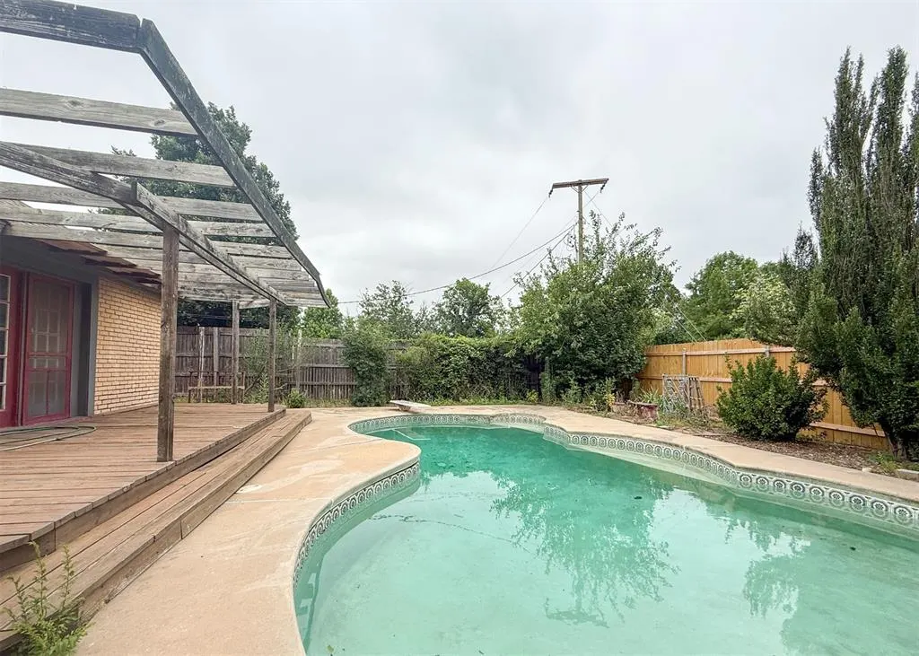 Photo 11 — 1816 Huntington Avenue, Nichols Hills, OK 73116