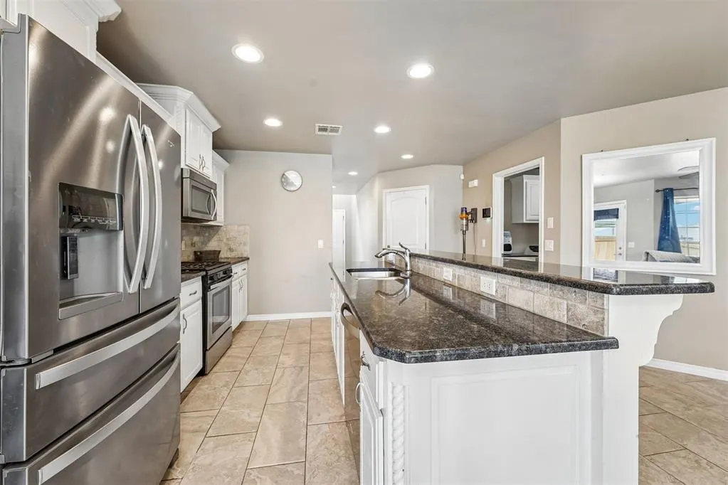 Photo 11 — 1603 SW 20th Street, Moore, OK 73170