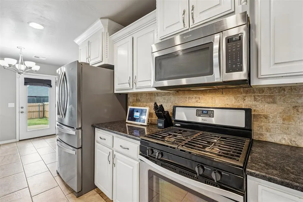 Photo 12 — 1603 SW 20th Street, Moore, OK 73170
