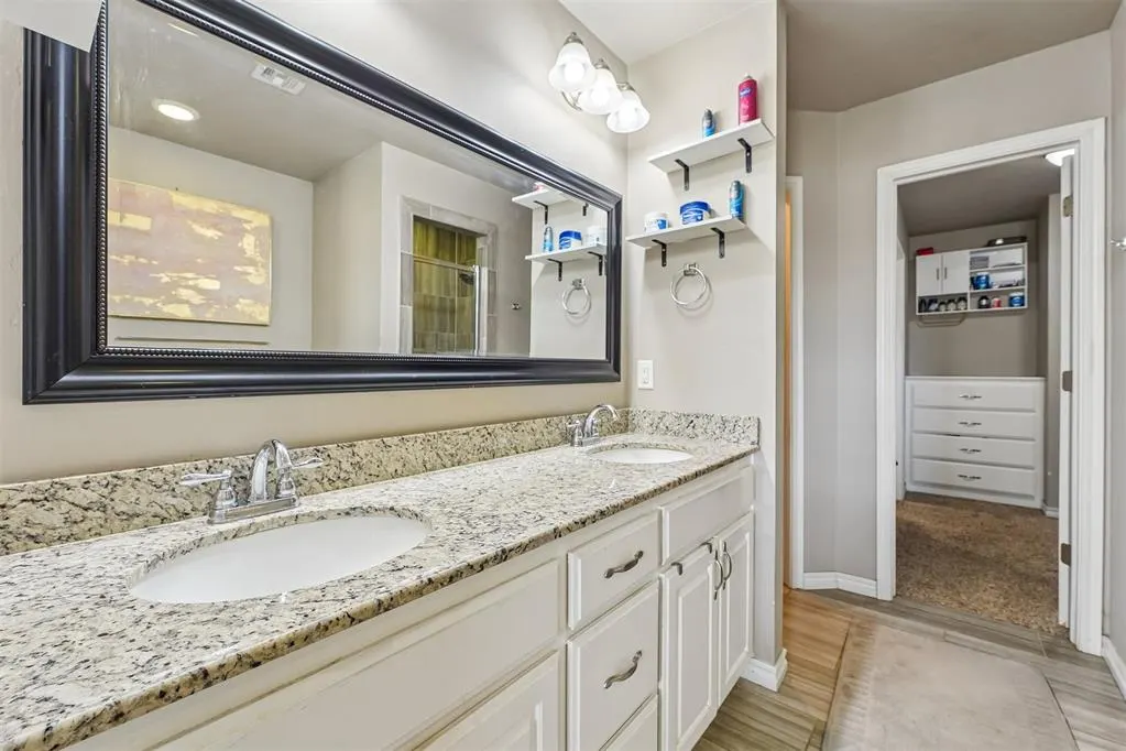 Photo 16 — 1603 SW 20th Street, Moore, OK 73170