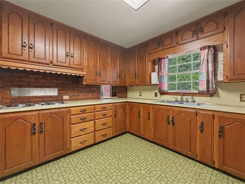 Photo 9 — 1404 Rinehart Drive, El Reno, OK 73036