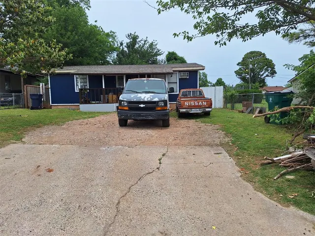 Photo 2 — 2521 SW 28th Street, Oklahoma City, OK 73108