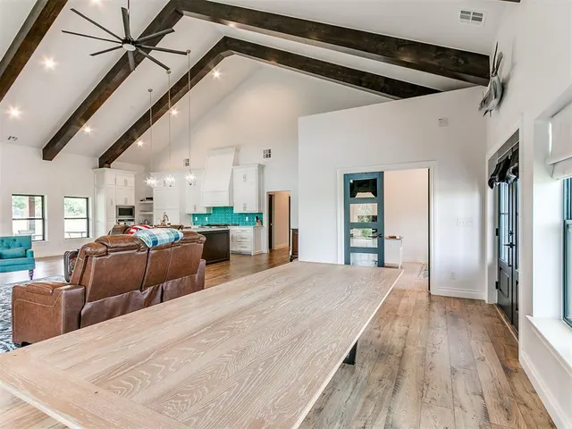Photo 8 — 641 Highland Hills Drive, Edmond, OK 73034