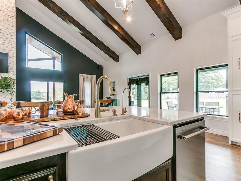 Photo 17 — 641 Highland Hills Drive, Edmond, OK 73034