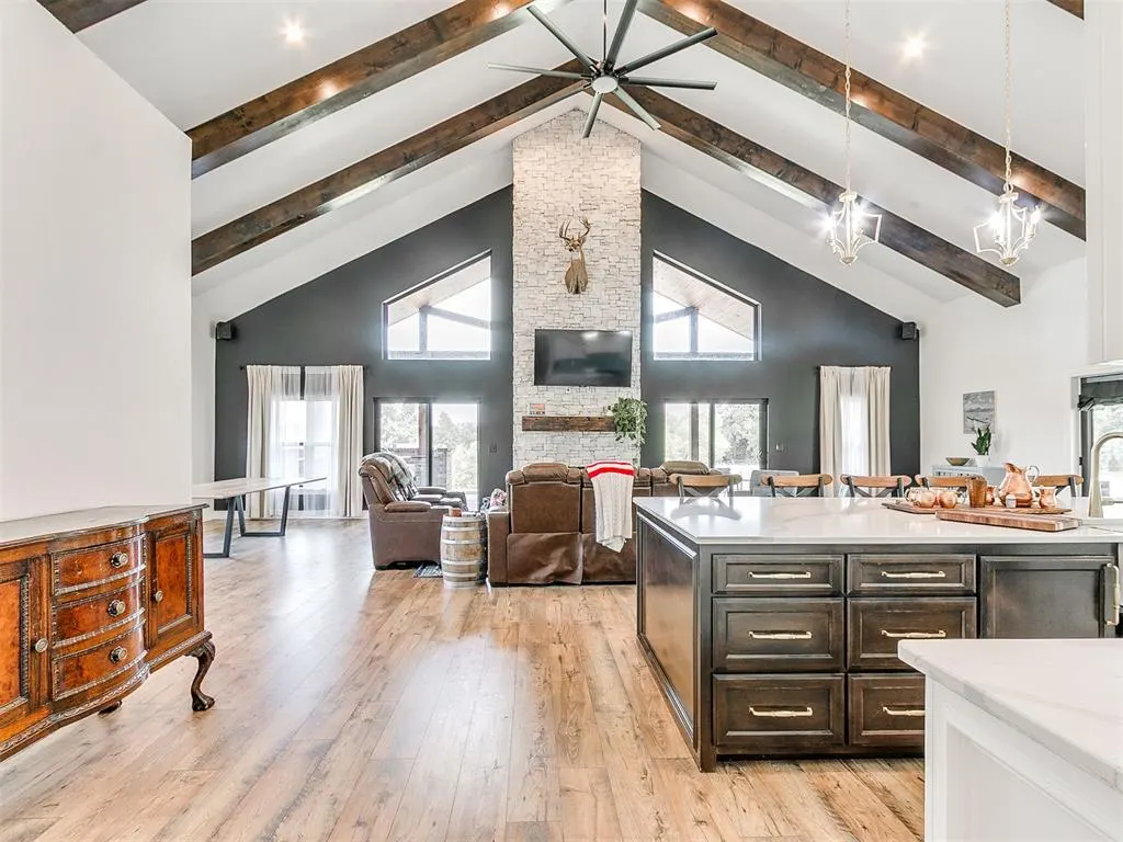 Photo 23 — 641 Highland Hills Drive, Edmond, OK 73034