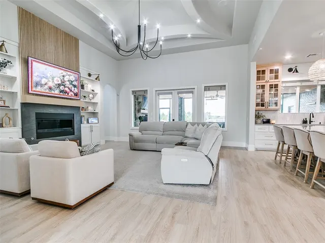 Photo 8 — 4400 Rustic Trail, Moore, OK 73160