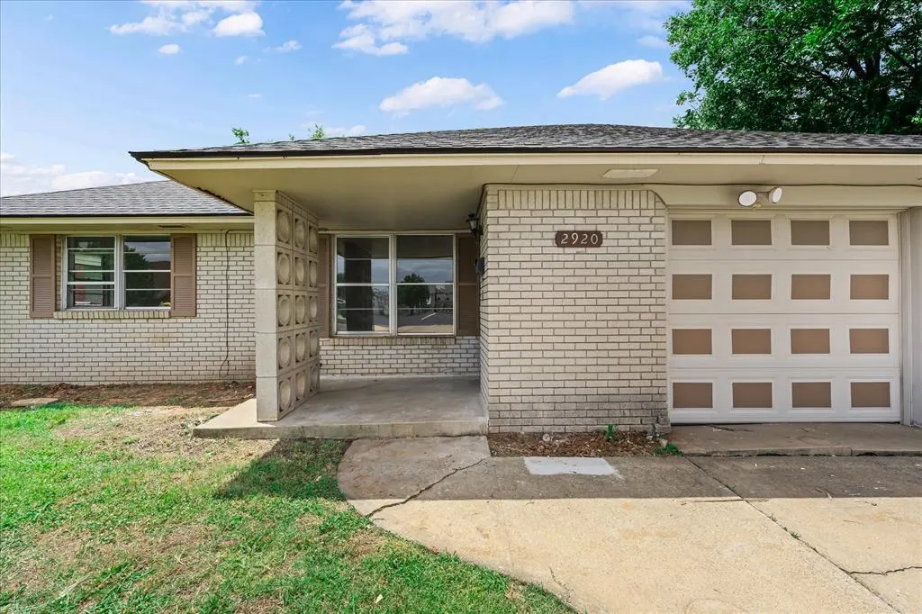 Photo 3 — 2920 SW 57th Street, Oklahoma City, OK 73119