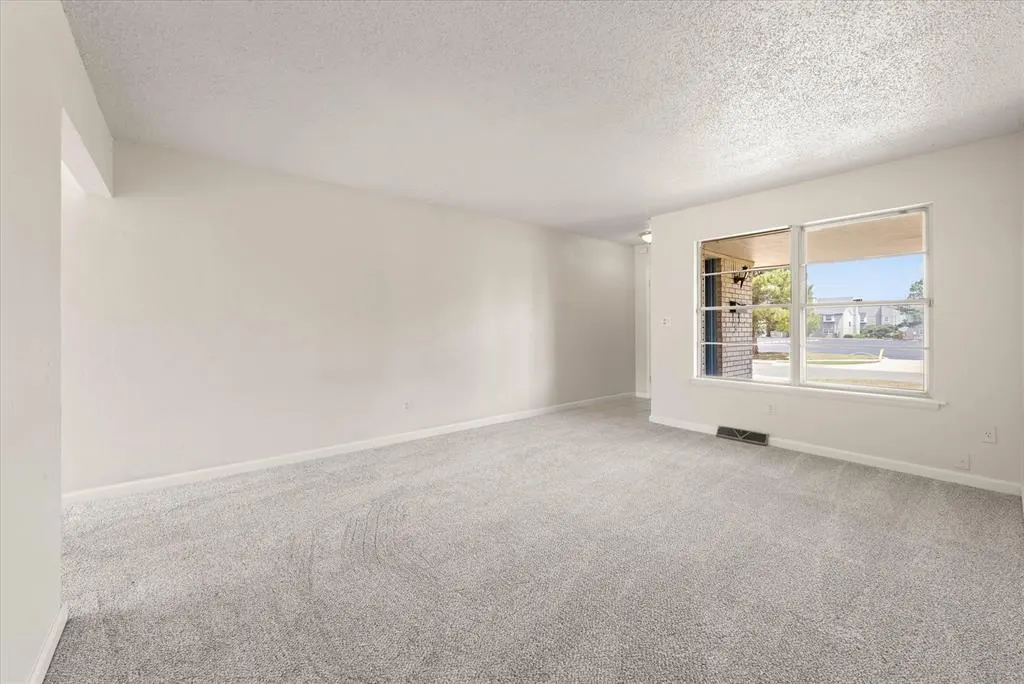 Photo 6 — 2920 SW 57th Street, Oklahoma City, OK 73119