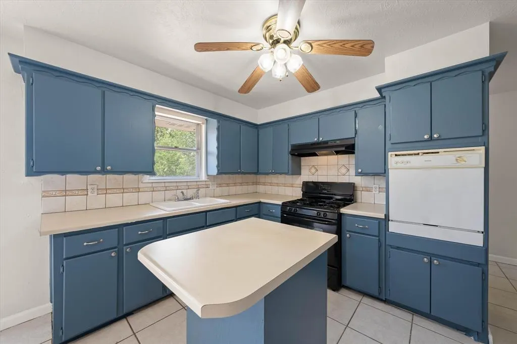 Photo 12 — 2920 SW 57th Street, Oklahoma City, OK 73119