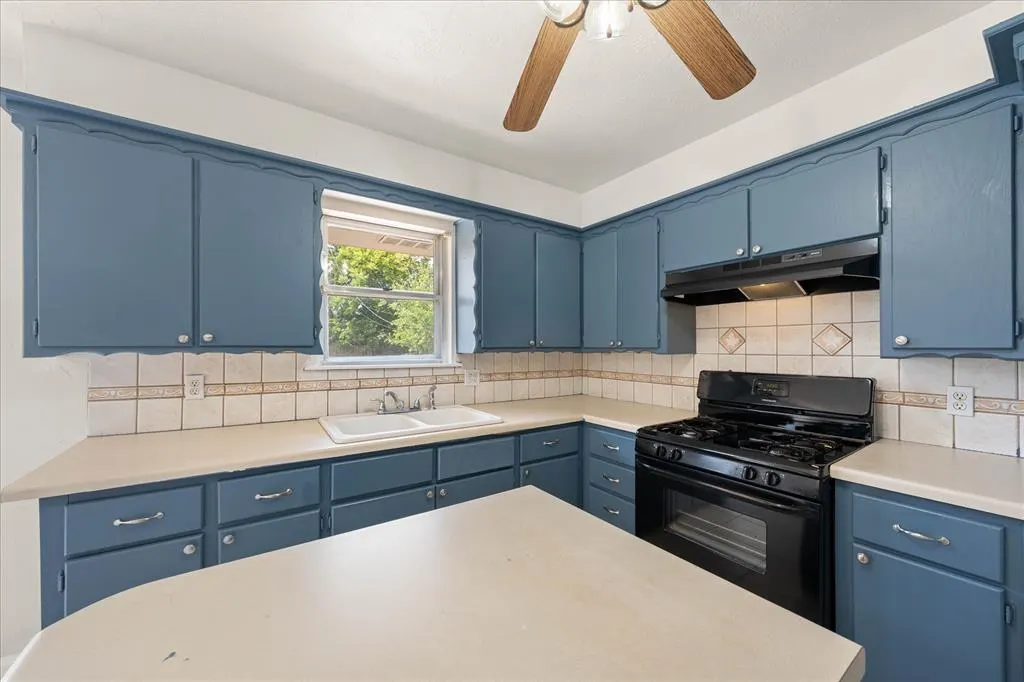 Photo 13 — 2920 SW 57th Street, Oklahoma City, OK 73119