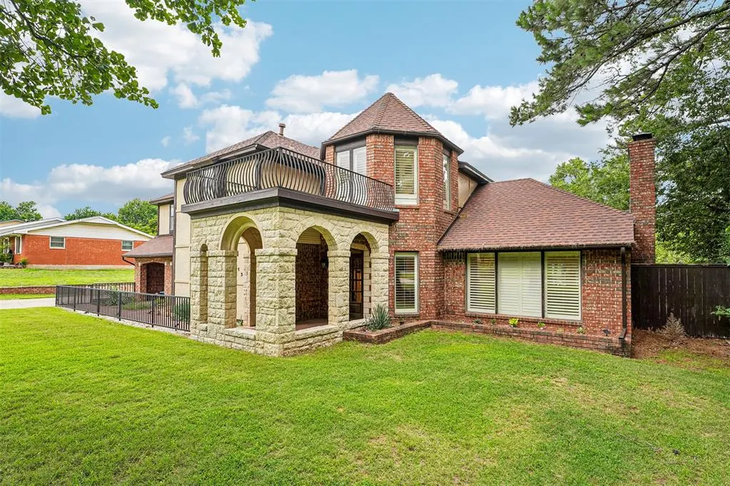 Photo 2 — 13813 NE 8th Street, Choctaw, OK 73020