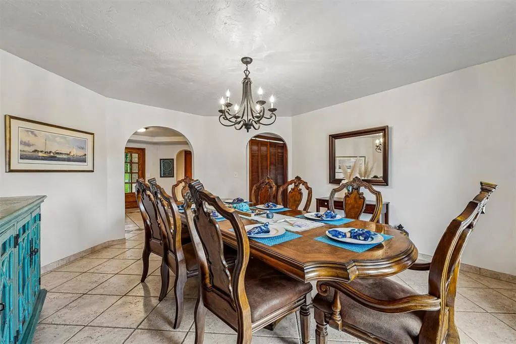 Photo 9 — 13813 NE 8th Street, Choctaw, OK 73020