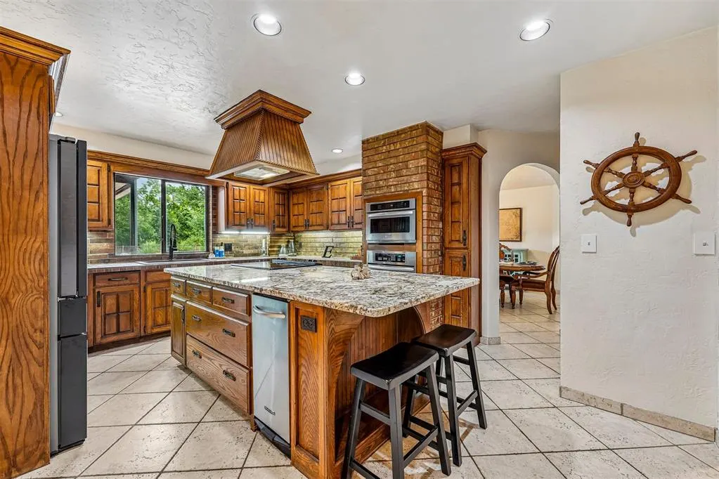 Photo 13 — 13813 NE 8th Street, Choctaw, OK 73020