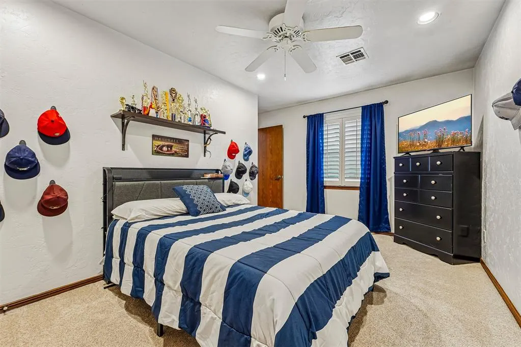 Photo 37 — 13813 NE 8th Street, Choctaw, OK 73020