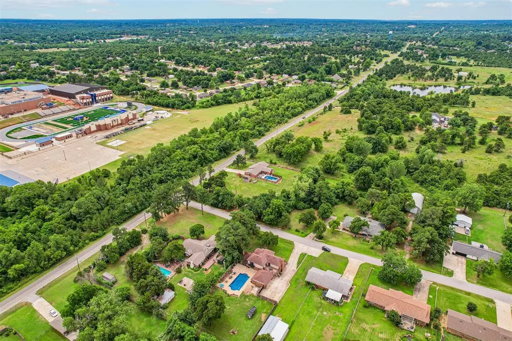 Photo 46 — 13813 NE 8th Street, Choctaw, OK 73020