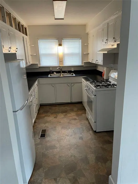 Photo 8 — 105 W 14th Street, Wewoka, OK 74884