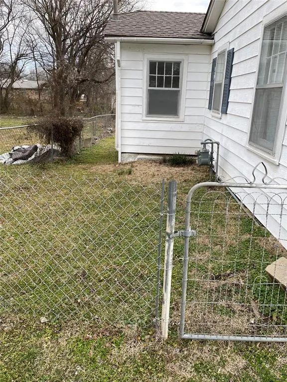 Photo 19 — 105 W 14th Street, Wewoka, OK 74884