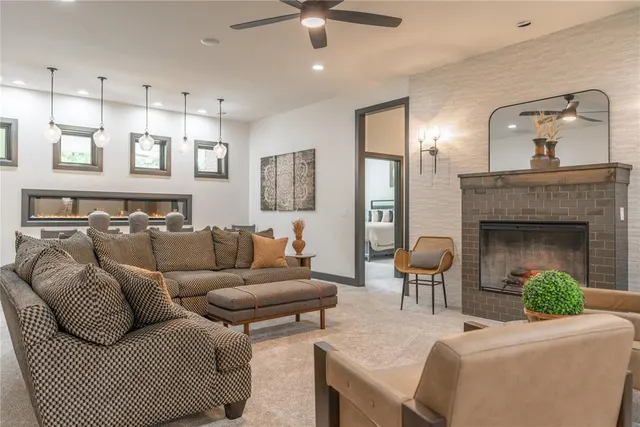 Photo 2 — 10124 NE 4th Street, Oklahoma City, OK 73130