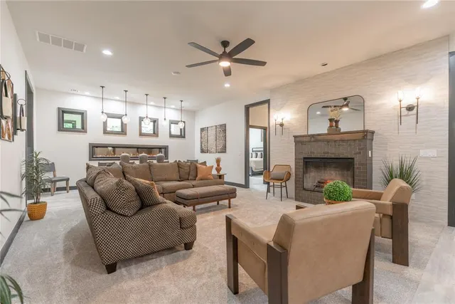 Photo 6 — 10124 NE 4th Street, Oklahoma City, OK 73130