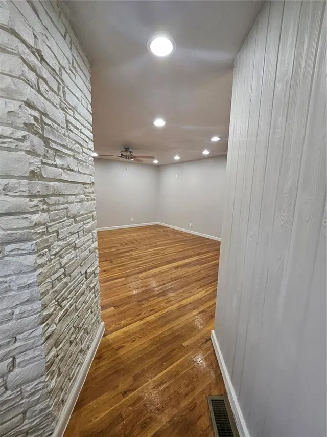 Photo 5 — 106 Cameron Drive, Altus, OK 73521