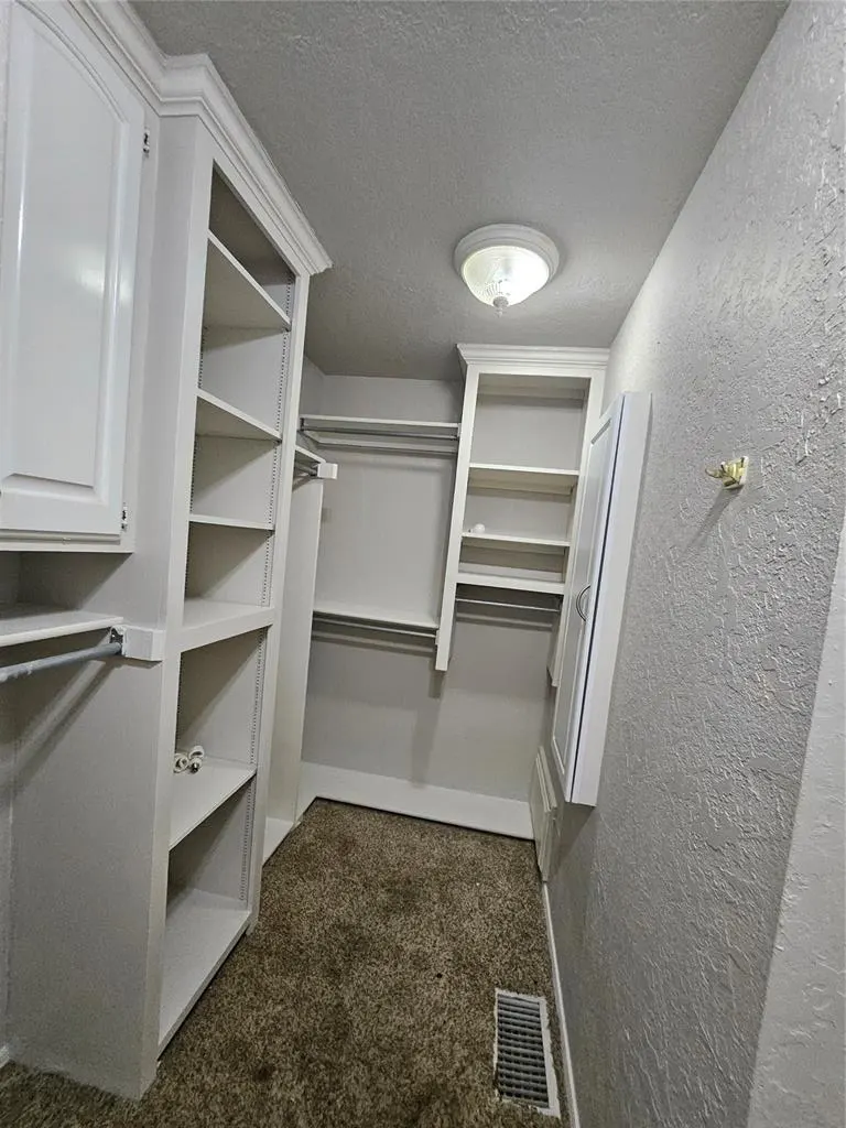 Photo 17 — 106 Cameron Drive, Altus, OK 73521