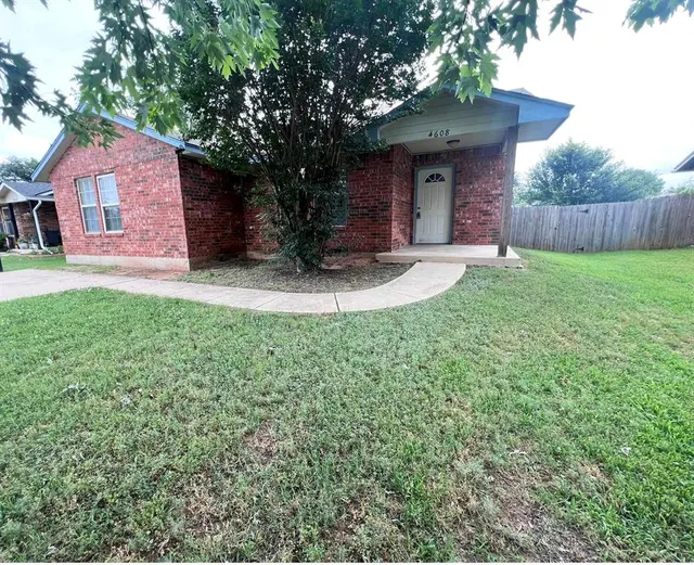 Photo 2 — 4608 Tinker Road, Oklahoma City, OK 73135
