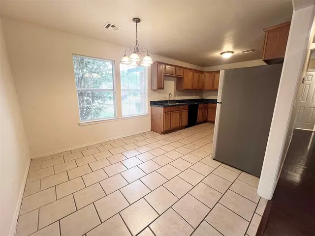 Photo 6 — 4608 Tinker Road, Oklahoma City, OK 73135
