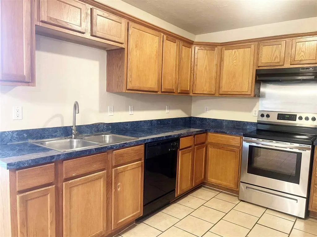 Photo 8 — 4608 Tinker Road, Oklahoma City, OK 73135
