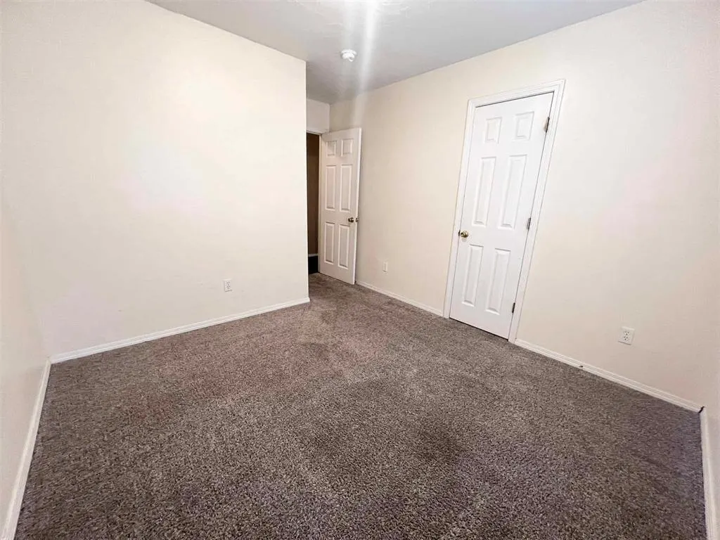 Photo 11 — 4608 Tinker Road, Oklahoma City, OK 73135
