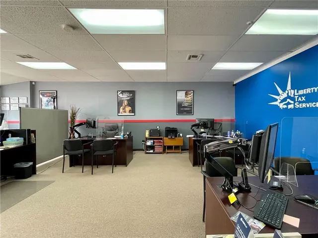 Photo 6 — 914 S 4th Street, Chickasha, OK 73018