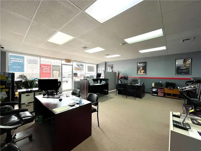 Photo 7 — 914 S 4th Street, Chickasha, OK 73018
