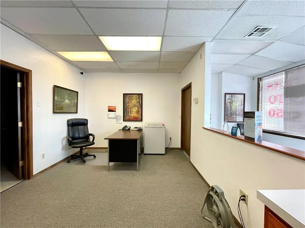Photo 18 — 914 S 4th Street, Chickasha, OK 73018