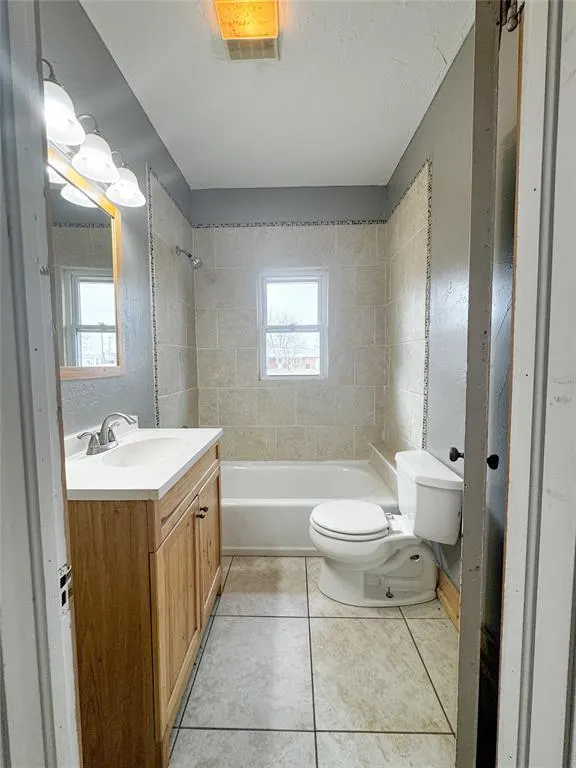 Photo 6 — 504 N Walnut Street, Seiling, OK 73663