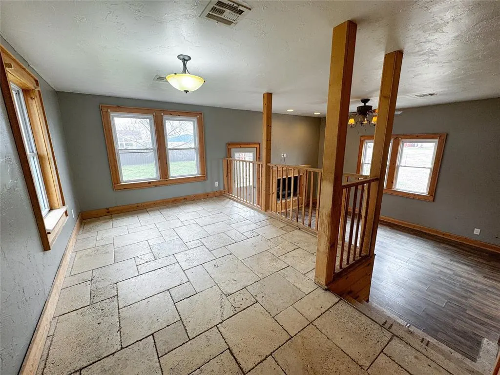 Photo 8 — 504 N Walnut Street, Seiling, OK 73663