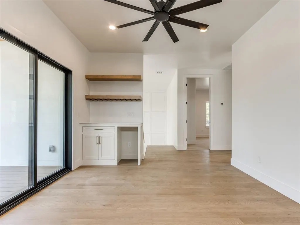 Photo 18 — 812 NW 45th Street, Oklahoma City, OK 73118