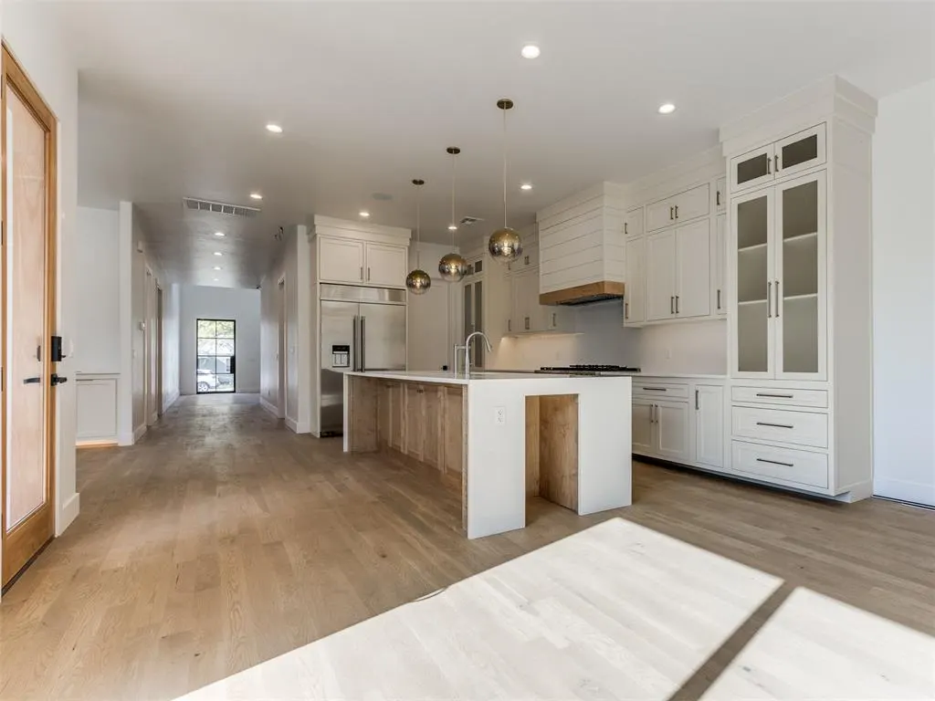 Photo 39 — 812 NW 45th Street, Oklahoma City, OK 73118