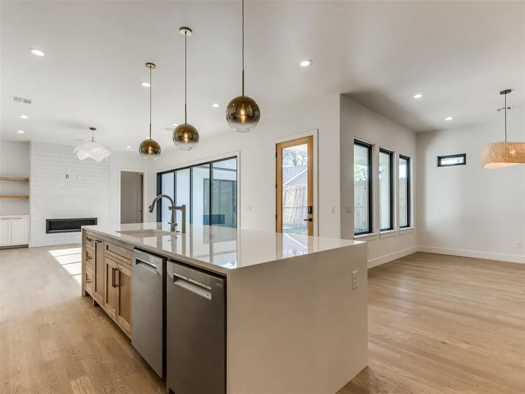 Photo 47 — 812 NW 45th Street, Oklahoma City, OK 73118