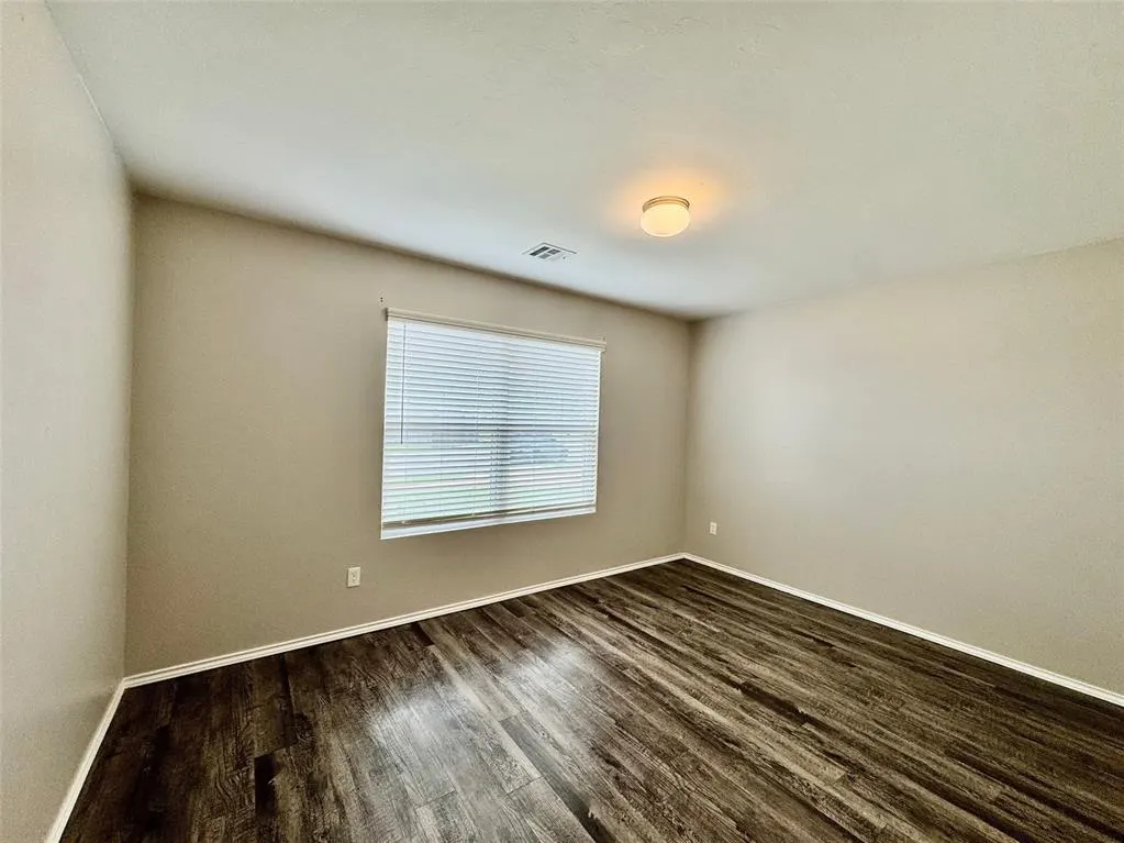 Photo 6 — 11516 Ruger Road, Yukon, OK 73099