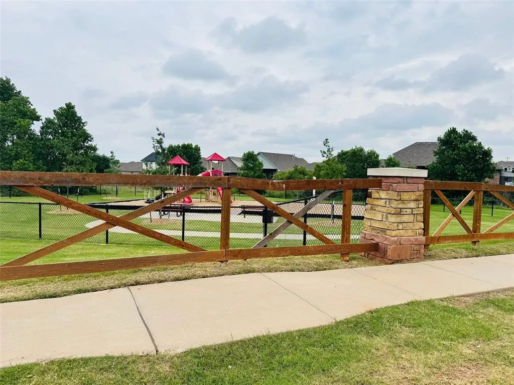 Photo 34 — 11516 Ruger Road, Yukon, OK 73099
