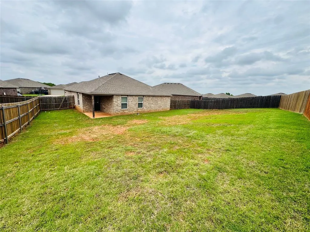 Photo 36 — 11516 Ruger Road, Yukon, OK 73099