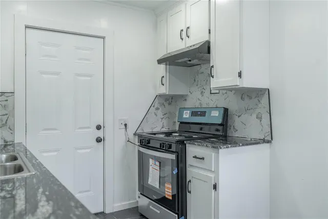 Photo 8 — 208 W Fairchild Drive, Oklahoma City, OK 73110