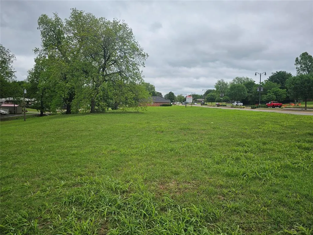Photo 2 — 0000 N Green Avenue, Purcell, OK 73080