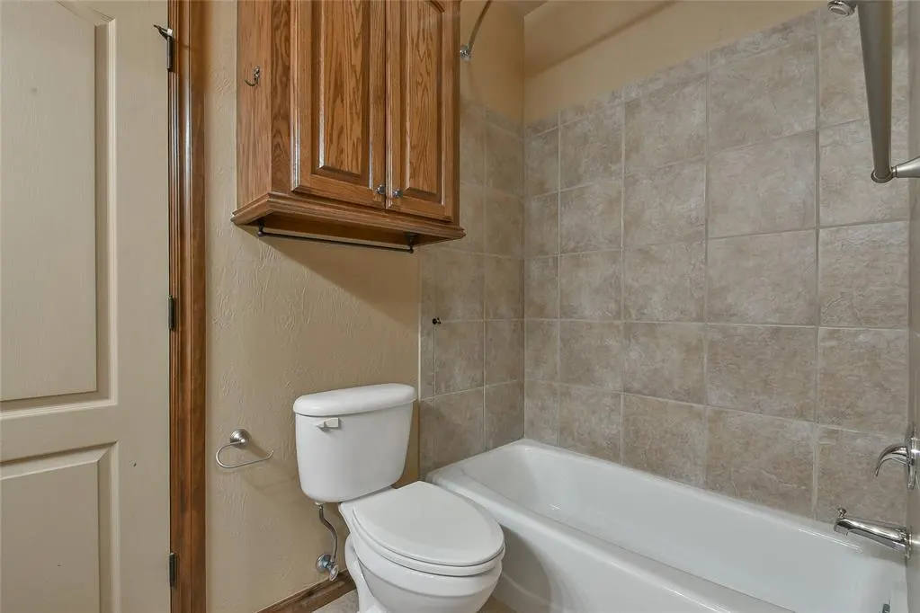 Photo 31 — 2428 SW 116th Street, Oklahoma City, OK 73170