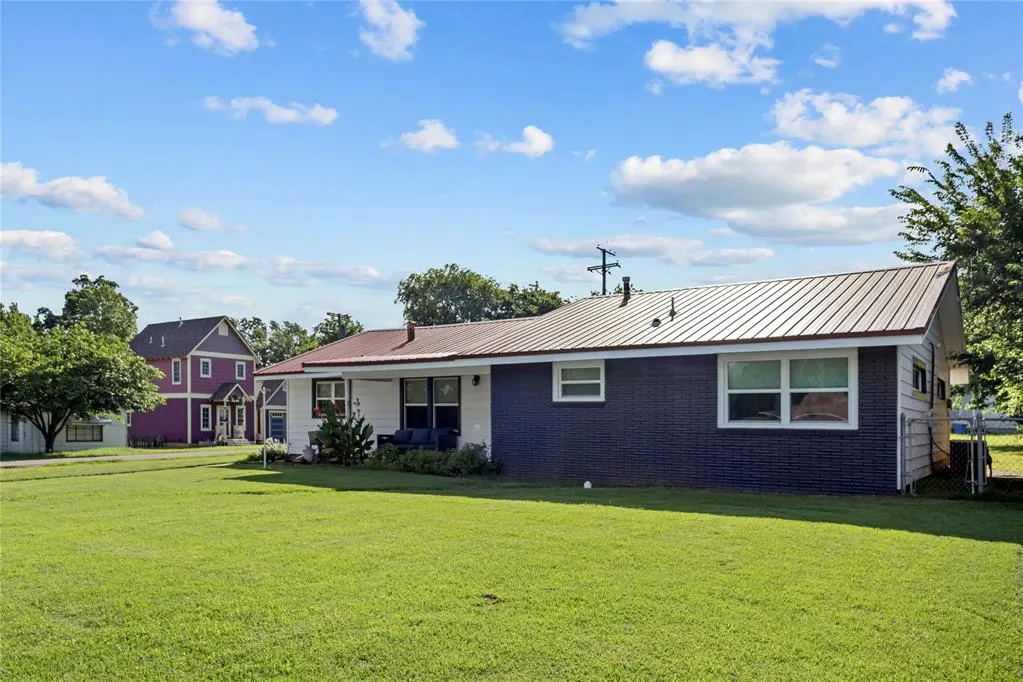 Photo 27 — 604 SW 3rd Street, Checotah, OK 74426