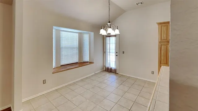 Photo 8 — 21886 Pioneer Circle, Edmond, OK 73012