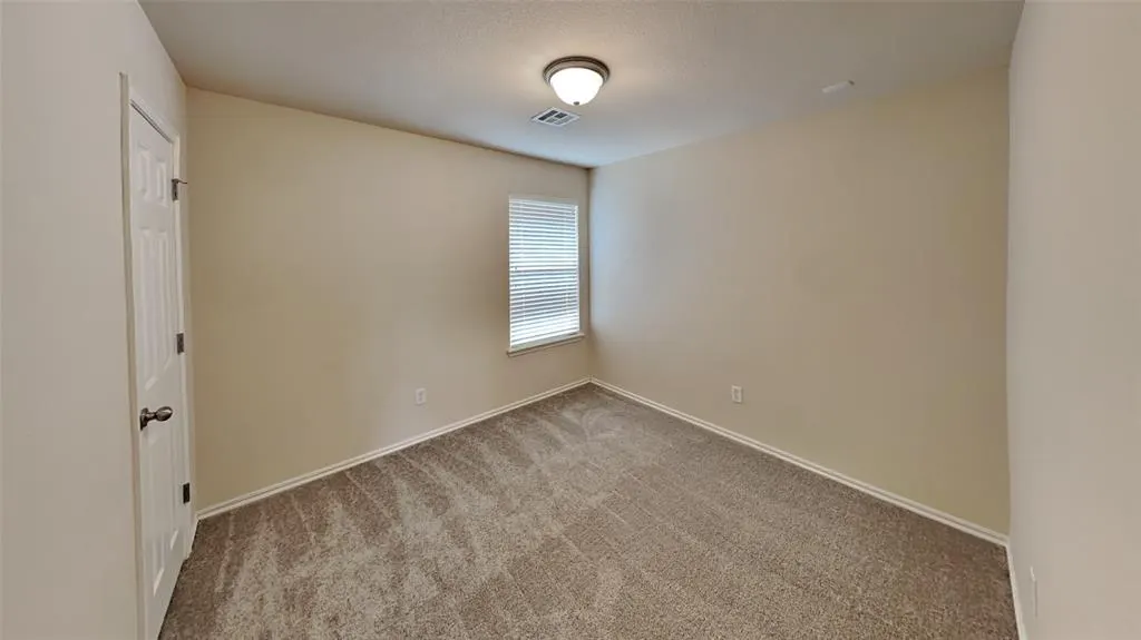 Photo 15 — 21886 Pioneer Circle, Edmond, OK 73012
