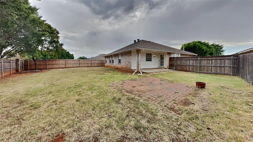 Photo 20 — 21886 Pioneer Circle, Edmond, OK 73012